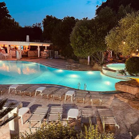 Hotel Villa Pigalle Tezze sul Brenta Bagian luar foto