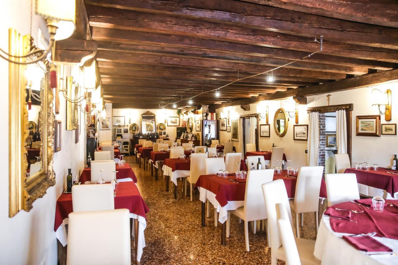 Hotel Villa Pigalle Tezze sul Brenta Bagian luar foto