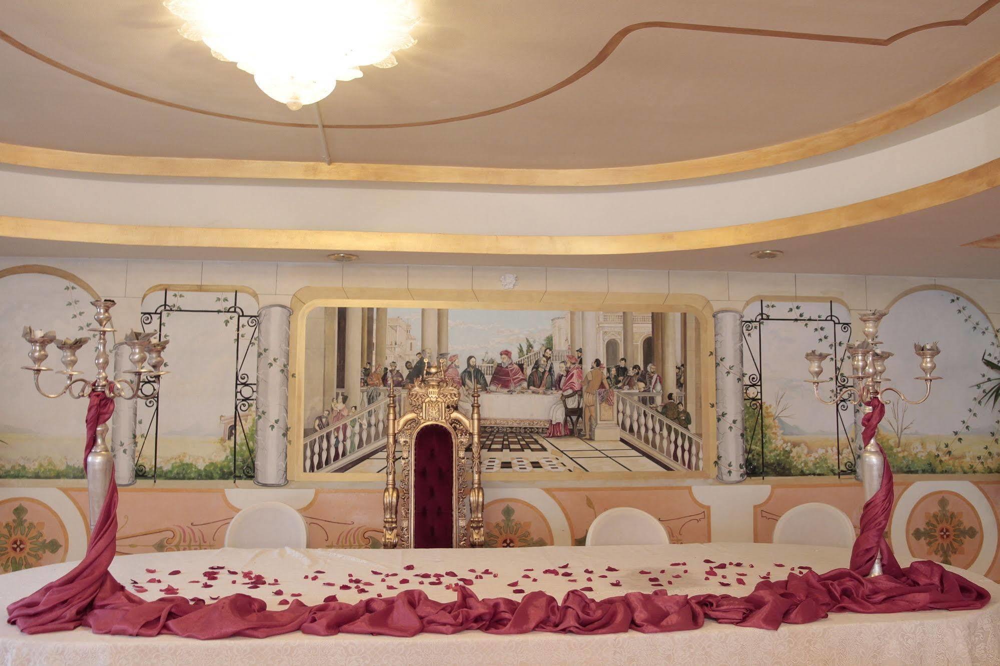Hotel Villa Pigalle Tezze sul Brenta Bagian luar foto